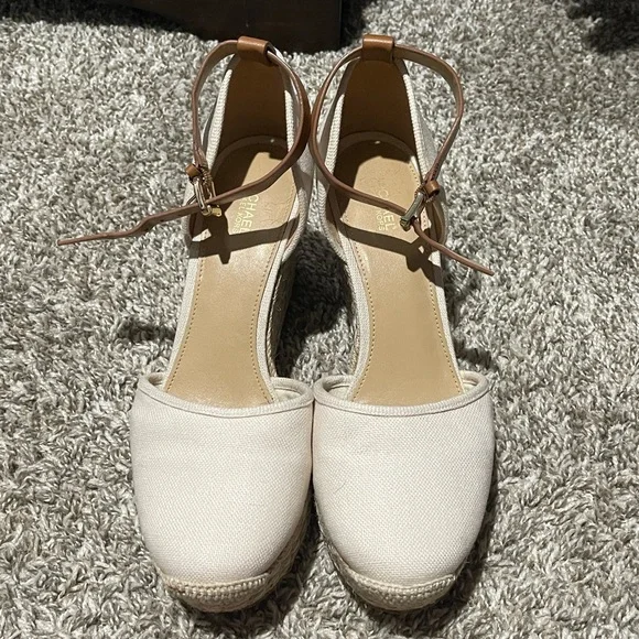 Michael Kors Cream and Tan Wedges with Lace Detailing - Picture 1 of 5